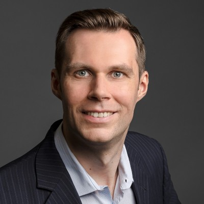Henrik J., Marketing Lead, Automotive Group